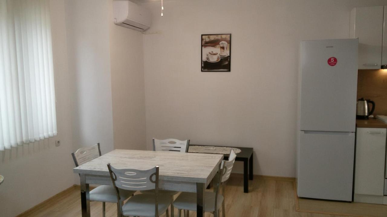 Парк Апартаменти Юлия Sandanski Buitenkant foto